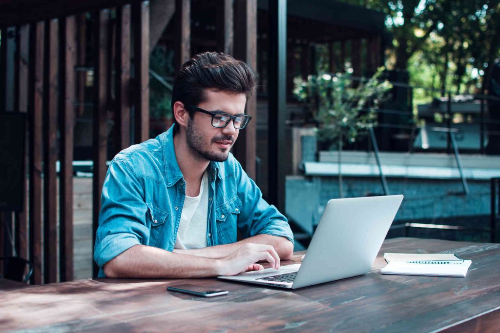 Å velge riktig webhotelløsning: Nøkkelen til suksess på nettet